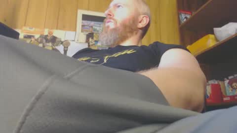 Snapshot of redhead4fun chatting on January 18, 6:43 pm theredhead4fun online show from January 18, 6:43 pm