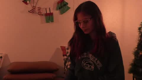 Meloddy online show from December 26, 11:35 pm