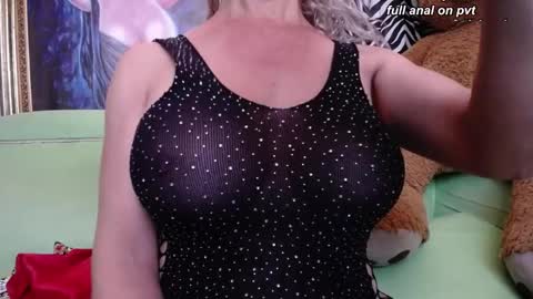 MIA online show from October 4, 4:16 pm