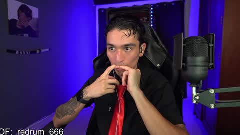 Red online show from January 28, 6:49 pm