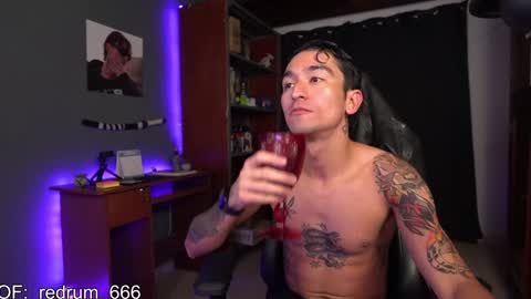 Red online show from January 30, 9:36 pm