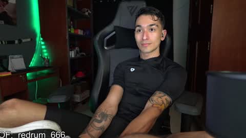 Red online show from February 2, 10:17 pm