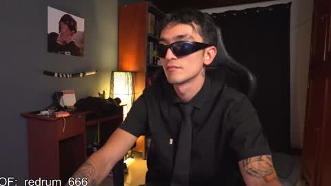 Red online show from February 17, 12:32 am