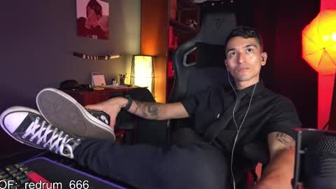 Red online show from February 27, 5:15 pm