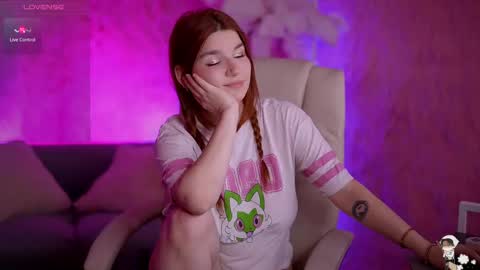 Snapshot of redshinee chatting on February 18, 6:59 am Mati online show from February 18, 6:59 am