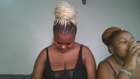 Snapshot of reenie_barbie chatting on February 21, 7:10 pm barbie online show from February 21, 7:10 pm