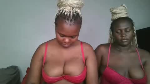 Snapshot of reenie_barbie chatting on February 22, 2:50 am barbie online show from February 22, 2:50 am