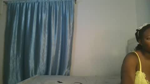 Snapshot of reenie_barbie chatting on February 25, 7:25 pm barbie online show from February 25, 7:25 pm