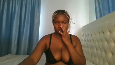 Snapshot of reenie_barbie chatting on March 8, 5:59 am barbie online show from March 8, 5:59 am