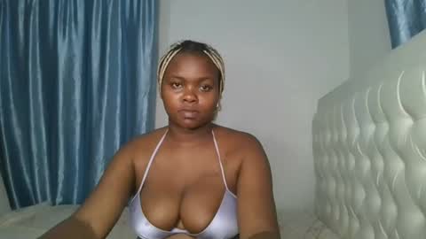 Snapshot of reenie_barbie chatting on March 9, 4:11 pm barbie online show from March 9, 4:11 pm