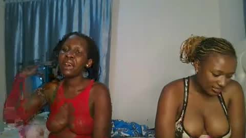 Snapshot of reenie_barbie chatting on March 11, 7:03 pm barbie online show from March 11, 7:03 pm