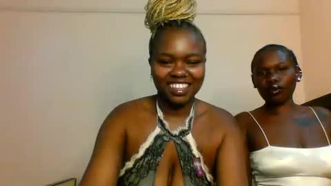 Snapshot of reenie_barbie chatting on December 14, 6:12 pm barbie online show from December 14, 6:12 pm