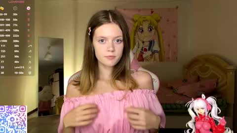 Snapshot of regeniastetson chatting on October 22, 2:17 pm Lucy online show from October 22, 2:17 pm