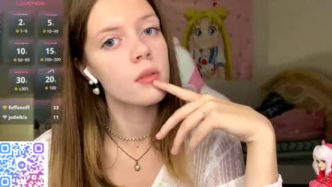 Snapshot of regeniastetson chatting on November 3, 12:28 pm Lucy online show from November 3, 12:28 pm