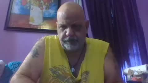 reggie online show from September 21, 10:11 pm