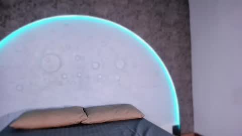 Snapshot of reiinachloe chatting on September 30, 5:18 pm reiinachloe online show from September 30, 5:18 pm