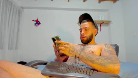 Rmy Steen online show from October 5, 1:04 am