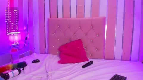 Snapshot of renata_model chatting on January 10, 4:20 pm Renata online show from January 10, 4:20 pm