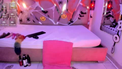 Snapshot of renata_model chatting on October 15, 9:04 pm Renata online show from October 15, 9:04 pm