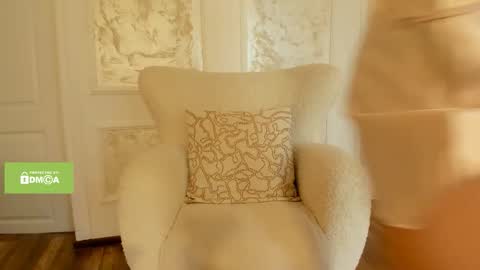 Snapshot of rennatha21 chatting on November 2, 9:55 am Rennatha online show from November 2, 9:55 am