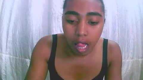 Rephaleta online show from November 10, 6:23 am