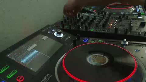 GearPorn online show from October 2, 8:49 pm