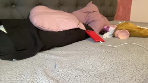 reyna77 online show from February 5, 4:47 pm