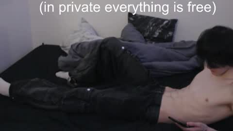 Snapshot of reyreyclub chatting on February 7, 7:50 am reyreyclub online show from February 7, 7:50 am