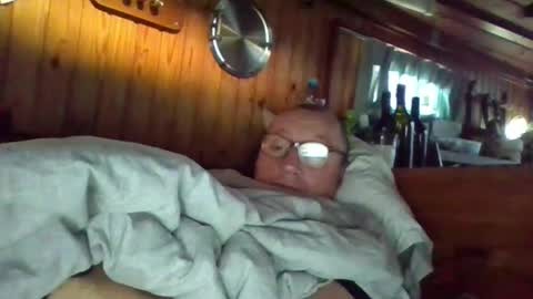 Snapshot of rezznova chatting on September 28, 7:58 am Joe online show from September 28, 7:58 am