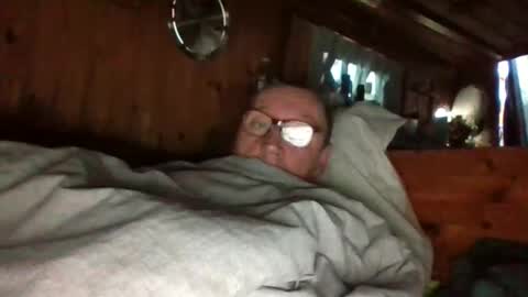 Snapshot of rezznova chatting on October 12, 8:02 am Joe online show from October 12, 8:02 am