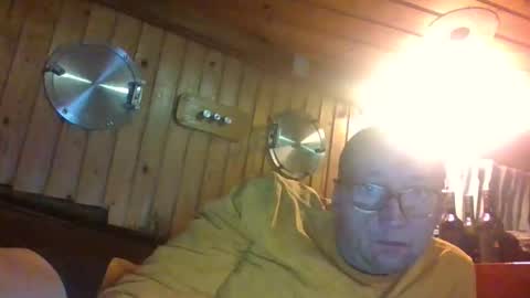 Snapshot of rezznova chatting on October 27, 6:23 pm Joe online show from October 27, 6:23 pm