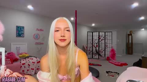 ria  online show from October 21, 3:18 am