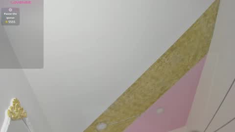 Riana online show from February 20, 5:51 pm