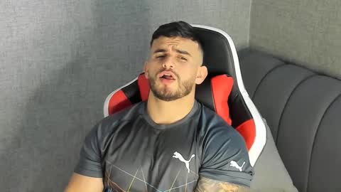 Snapshot of ricardogonzalez666 chatting on January 16, 1:47 pm ricardogonzalez666 online show from January 16, 1:47 pm