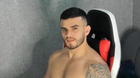 Snapshot of ricardogonzalez666 chatting on January 25, 11:22 pm ricardogonzalez666 online show from January 25, 11:22 pm