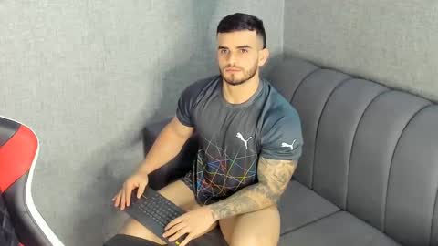 Snapshot of ricardogonzalez666 chatting on January 26, 8:56 pm ricardogonzalez666 online show from January 26, 8:56 pm