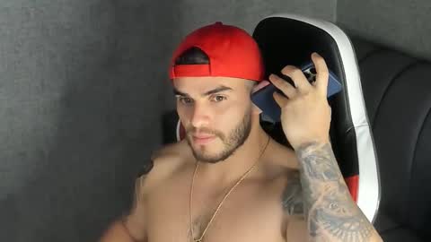 Snapshot of ricardogonzalez666 chatting on March 11, 7:47 pm ricardogonzalez666 online show from March 11, 7:47 pm