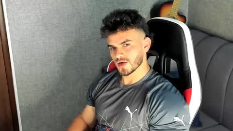 Snapshot of ricardogonzalez666 chatting on September 14, 8:19 pm ricardogonzalez666 online show from September 14, 8:19 pm