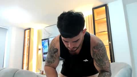 Snapshot of ricardogonzalez666 chatting on November 19, 9:15 pm ricardogonzalez666 online show from November 19, 9:15 pm