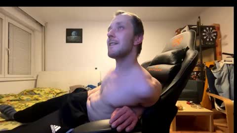 ricciardio online show from November 10, 6:40 pm