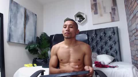 richar_voller online show from December 27, 2:43 pm