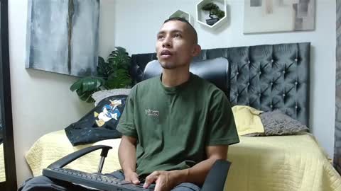 richar_voller online show from February 13, 11:17 am