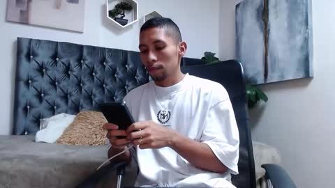 richar_voller online show from September 29, 11:15 am