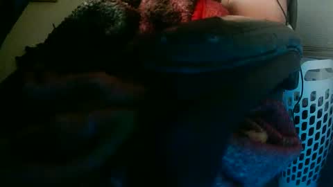 Snapshot of richard11268869 chatting on October 21, 6:03 am richard11268869 online show from October 21, 6:03 am