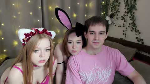 Snapshot of riki_tiki_tavi_time chatting on January 10, 7:54 pm Victor Maria online show from January 10, 7:54 pm