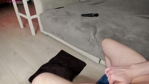 Snapshot of riki_tiki_tavi_time chatting on October 27, 5:39 pm Victor Maria online show from October 27, 5:39 pm