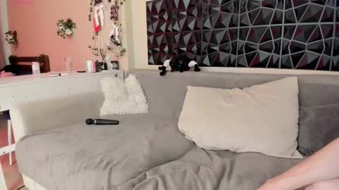 Snapshot of riki_tiki_tavi_time chatting on November 4, 10:53 pm Victor Maria online show from November 4, 10:53 pm