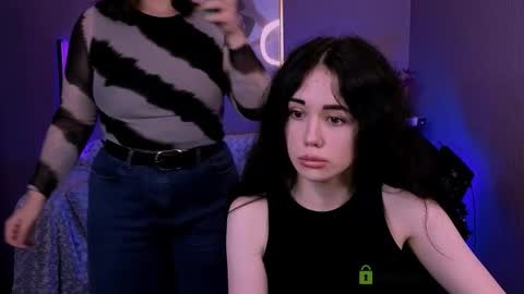 Meow online show from November 4, 8:30 pm