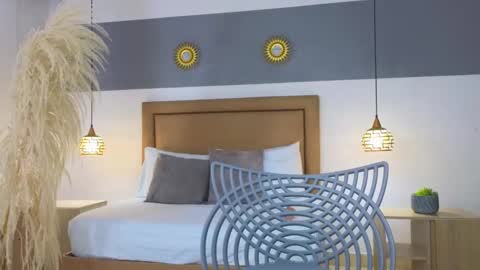 Riley Sierra online show from February 25, 4:53 pm