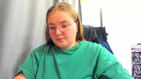 Snapshot of rina16 chatting on October 29, 9:38 pm rina16 online show from October 29, 9:38 pm